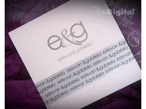 Detalle con nombre de los novios