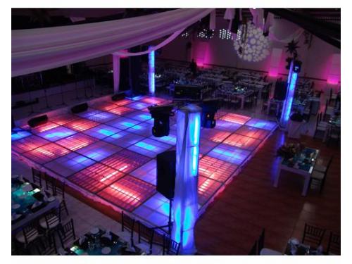 Música y pistas de baile iluminadas