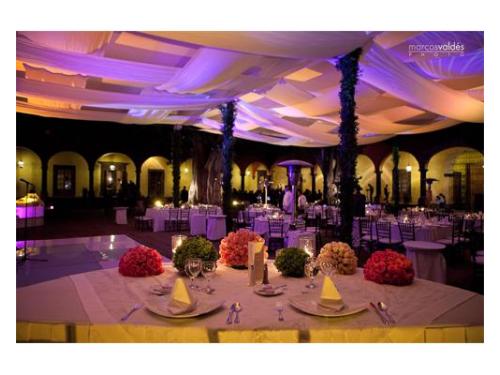 Lindos montajes para eventos de noche