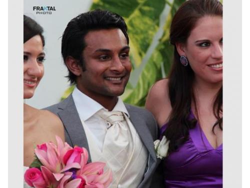 Novios con invitados