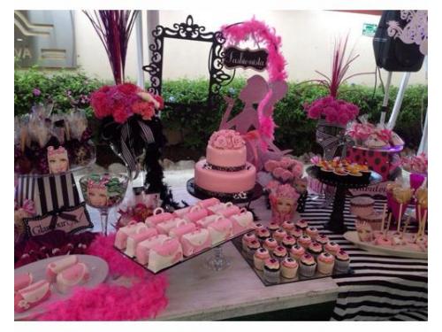 Barra de postres y dulces