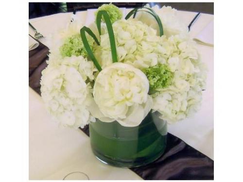 Centro de mesa blanco para tu boda