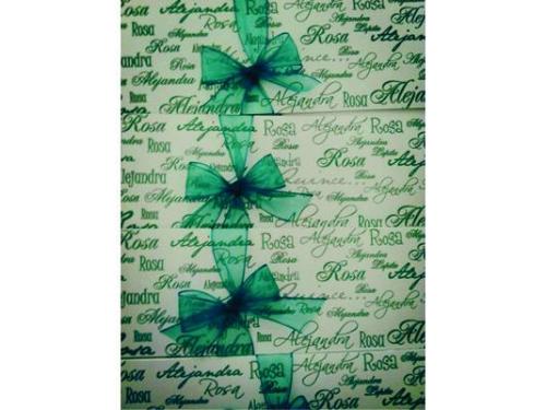 Invitación con moño verde