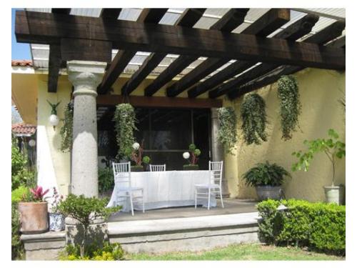 La mesa de los novios en esta bella locación