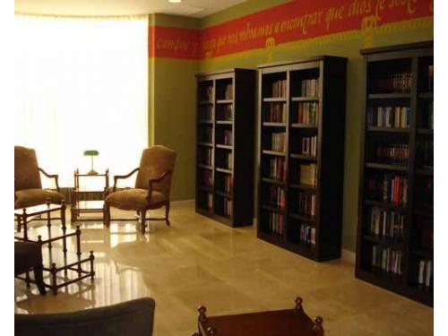 Grandes espacios en la biblioteca