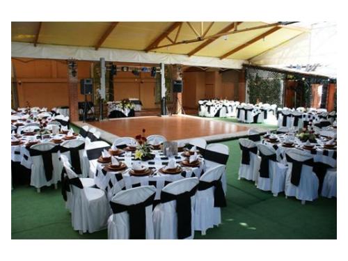 Montaje con pista de baile