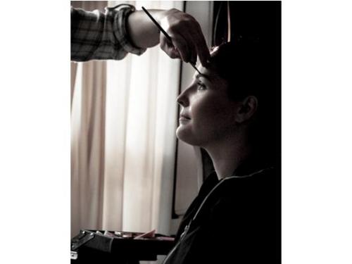 Maquillando a la novia el gran día