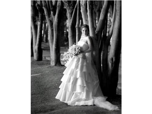 Fotografiando a la novia en blanco y negro