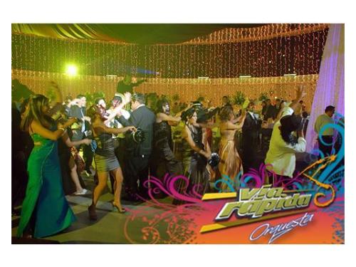 Tus invitados bailarán toda la noche