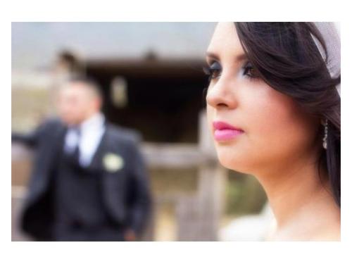 Peinado y maquillaje de la novia