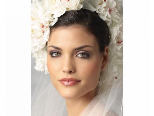 Peinado y maquillaje